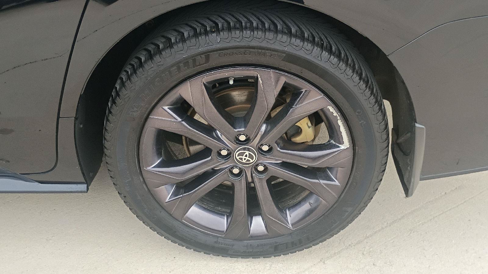 Used 2023 Toyota Sienna XSE FWD image 26