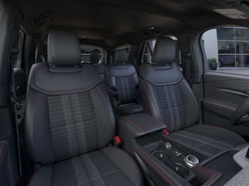 New 2026 Ford Explorer ST-Line image 10