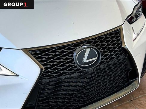 Used 2020 Lexus IS 350 F Sport w/ F Sport Package RWD image 29