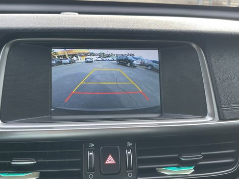 Used 2018 Kia Optima LX FWD image 18