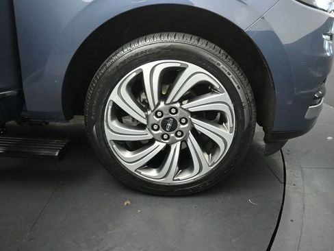 Certified 2023 Lincoln Navigator Reserve AWD/4WD image 36