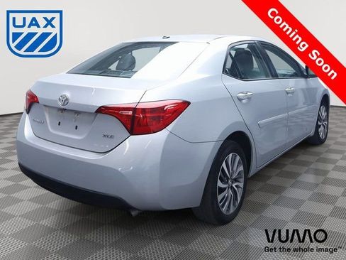 Used 2017 Toyota Corolla XLE image 4