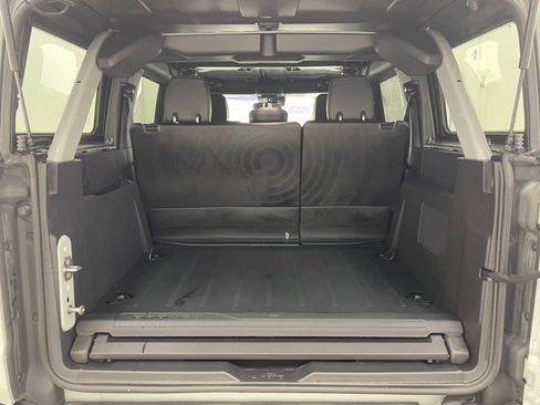 Used 2024 Ford Bronco Black Diamond AWD/4WD image 11