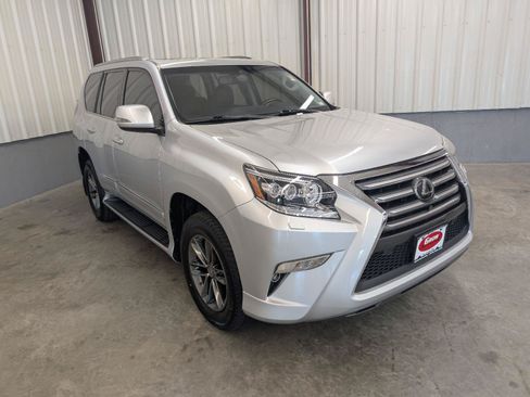 Used 2019 Lexus GX 460 Luxury AWD/4WD image 11