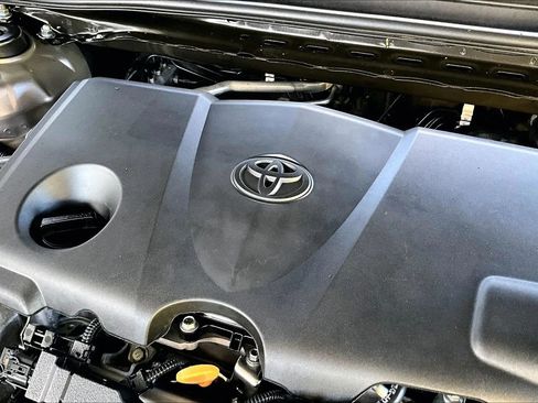 Used 2022 Toyota Camry LE FWD image 27