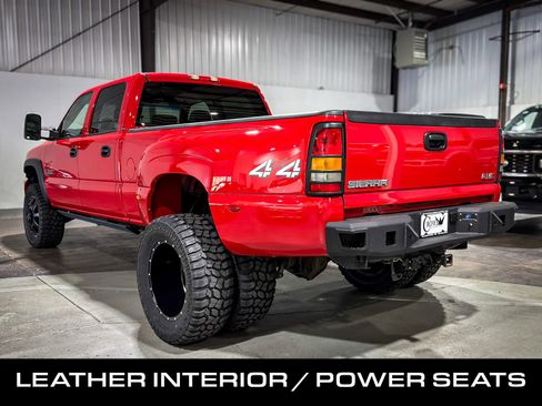 Used 2007 GMC Sierra 3500 SLT w/ Heavy-Duty Power Package AWD/4WD image 4