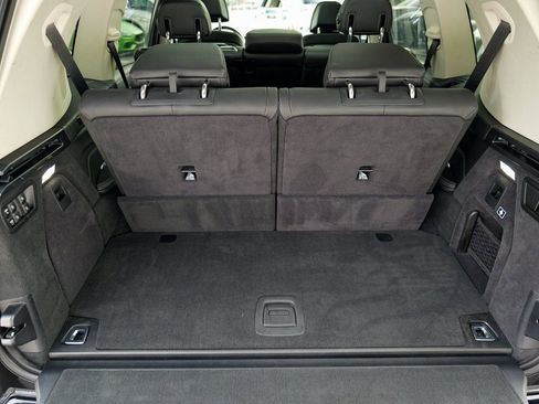 Used 2024 BMW X7 xDrive40i image 65