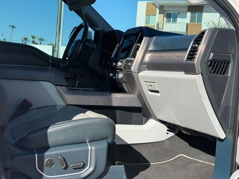 Used 2022 Ford F350 Limited AWD/4WD image 23