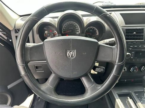 Used 2011 Dodge Nitro Heat w/ Popular Equipment Group image 19