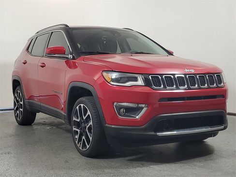 Used 2017 Jeep Compass Limited image 1