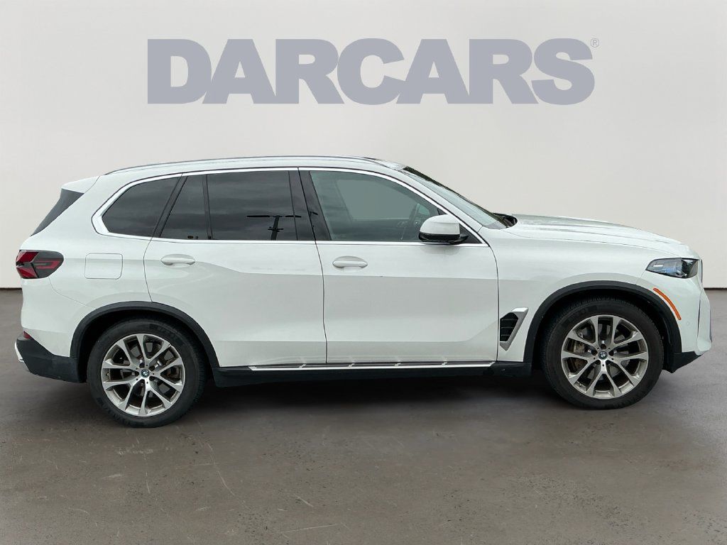 Used 2025 BMW X5 xDrive50e AWD/4WD image 8