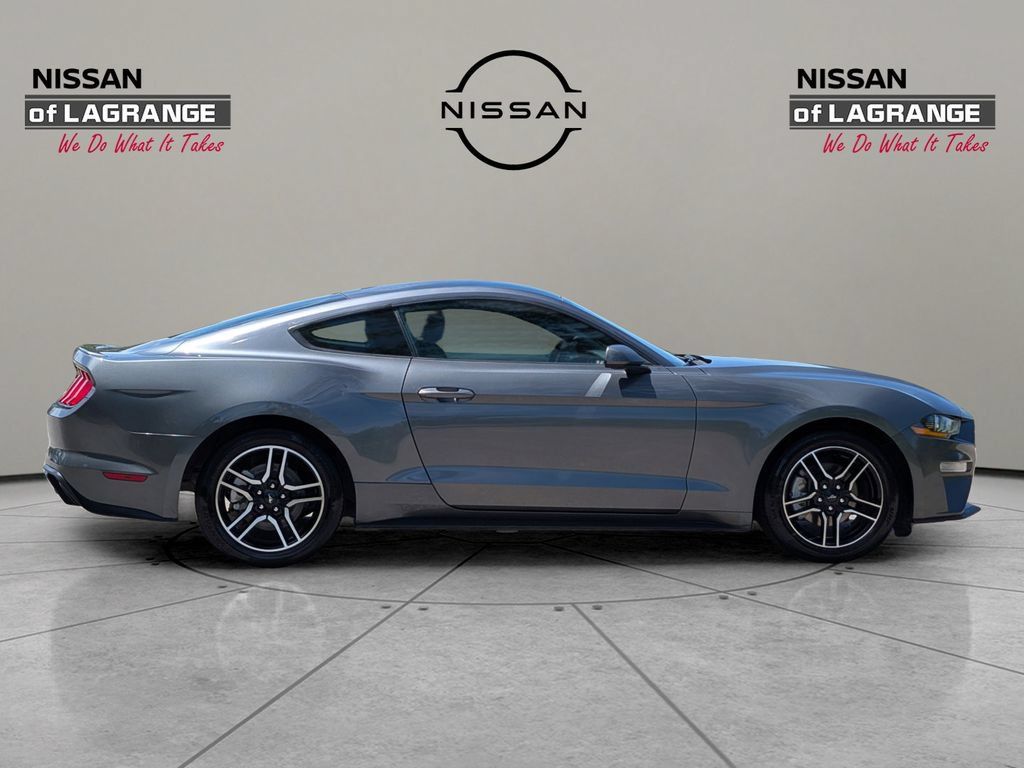 Used 2021 Ford Mustang Premium RWD image 4