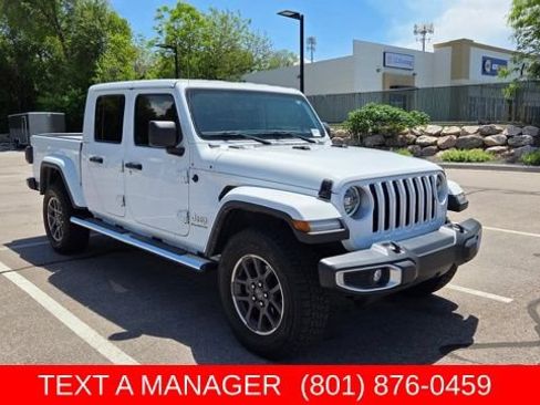 Used 2023 Jeep Gladiator Overland w/ LED Lighting Group AWD/4WD image 3