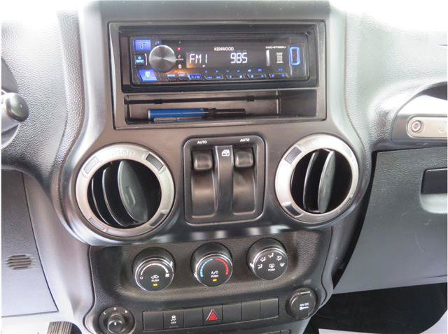 Used 2012 Jeep Wrangler Sport AWD/4WD image 6