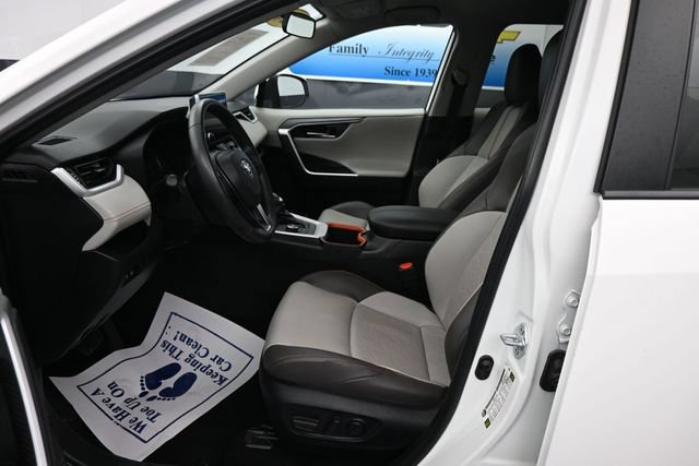 Used 2024 Toyota RAV4 Adventure AWD/4WD image 8
