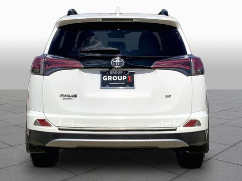 Used 2017 Toyota RAV4 SE w/ Advanced Technology Package FWD image 5