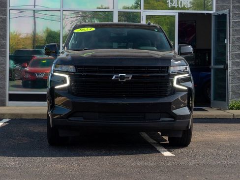 Used 2023 Chevrolet Suburban RST w/ Luxury Package image 12