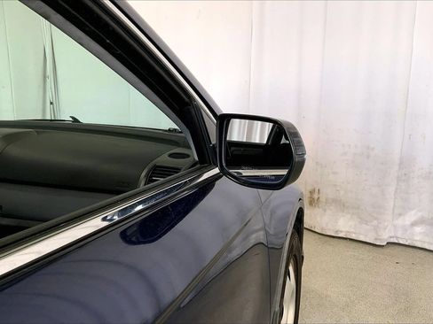 Used 2010 Honda CR-V LX image 9