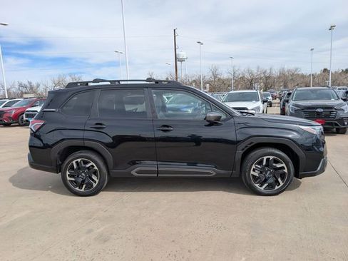 Used 2025 Subaru Forester Limited image 2