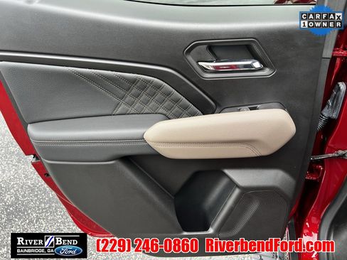 Used 2024 GMC Canyon Denali image 16