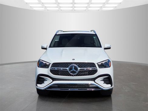 Used 2025 Mercedes-Benz GLE 350 4MATIC image 2
