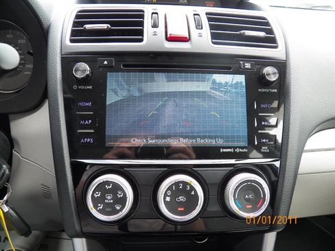 Used 2016 Subaru Forester 2.5i Premium AWD/4WD image 21