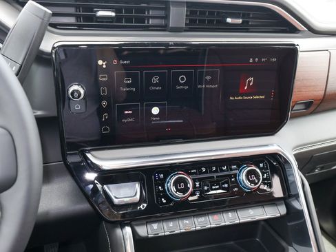 New 2026 GMC Sierra 2500 Denali Ultimate w/ Max Trailering Package image 17