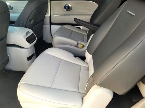 New 2026 Hyundai Ioniq 9 Limited AWD/4WD image 18