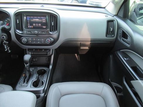 Used 2022 Chevrolet Colorado W/T w/ Custom Special Edition image 14