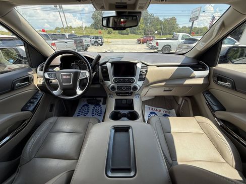 Used 2020 GMC Yukon SLT w/ Premium Edition AWD/4WD image 12