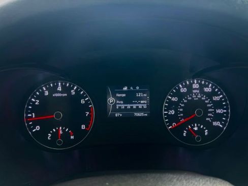 Used 2017 Kia Optima LX image 16