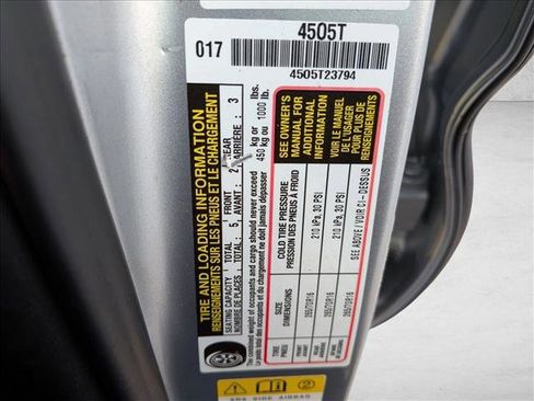 Used 2018 Toyota Tacoma TRD Off-Road image 20