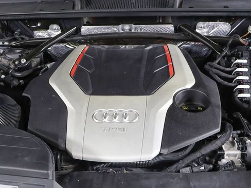 Used 2018 Audi SQ5 Prestige w/ Prestige Package AWD/4WD image 18