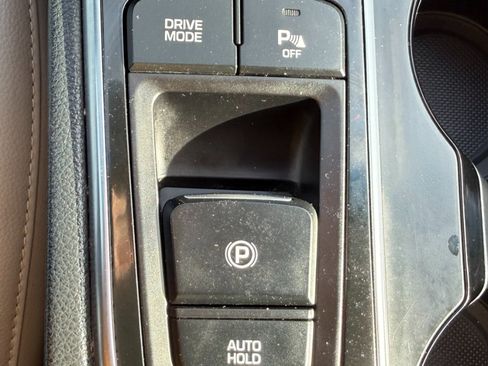 Used 2016 Hyundai Sonata Limited w/ Option Group 02 image 21