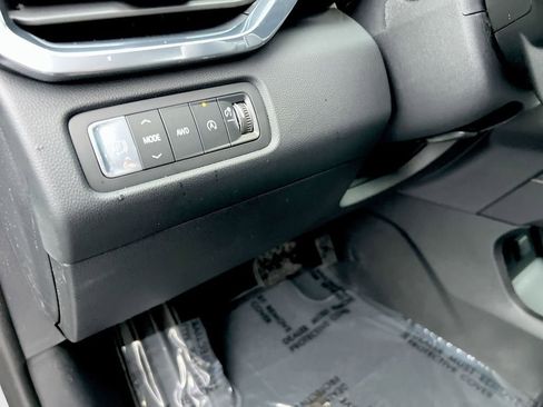 New 2026 GMC Acadia Elevation w/ Elevation Premium Package AWD/4WD image 16