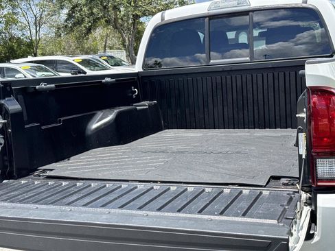 Used 2023 Toyota Tacoma SR AWD/4WD image 29