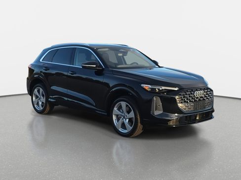 New 2025 Audi Q5 Premium Plus image 3