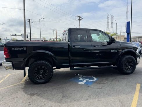 Used 2018 RAM 1500 SLT AWD/4WD image 4