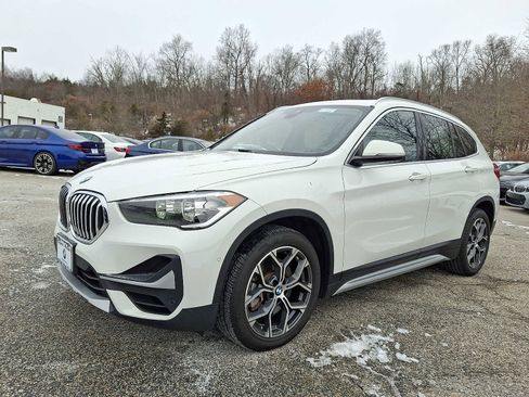 Used 2021 BMW X1 xDrive28i w/ Convenience Package image 3