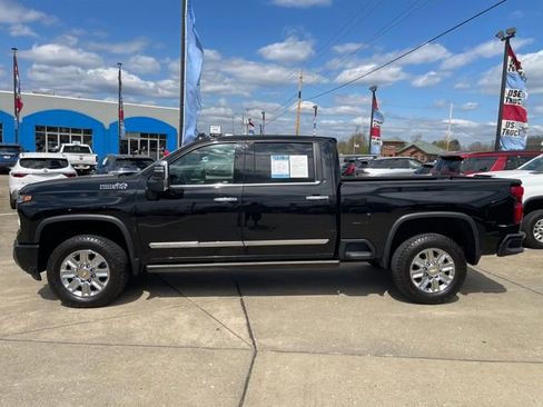 Certified 2024 Chevrolet Silverado 2500 High Country AWD/4WD image 8