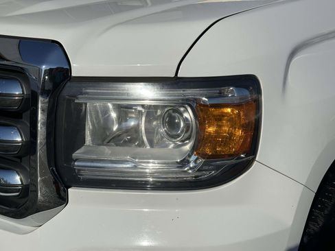 Used 2018 GMC Canyon SLT w/ Trailering Package image 10