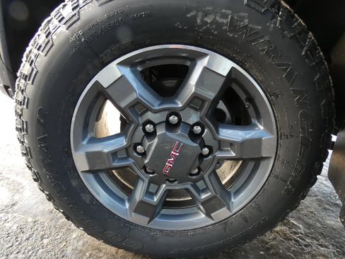 New 2026 GMC Sierra 2500 SLT w/ SLT Premium Package image 8