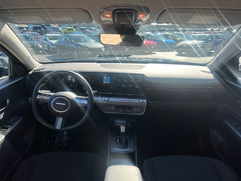 Used 2025 Hyundai Kona SEL image 28