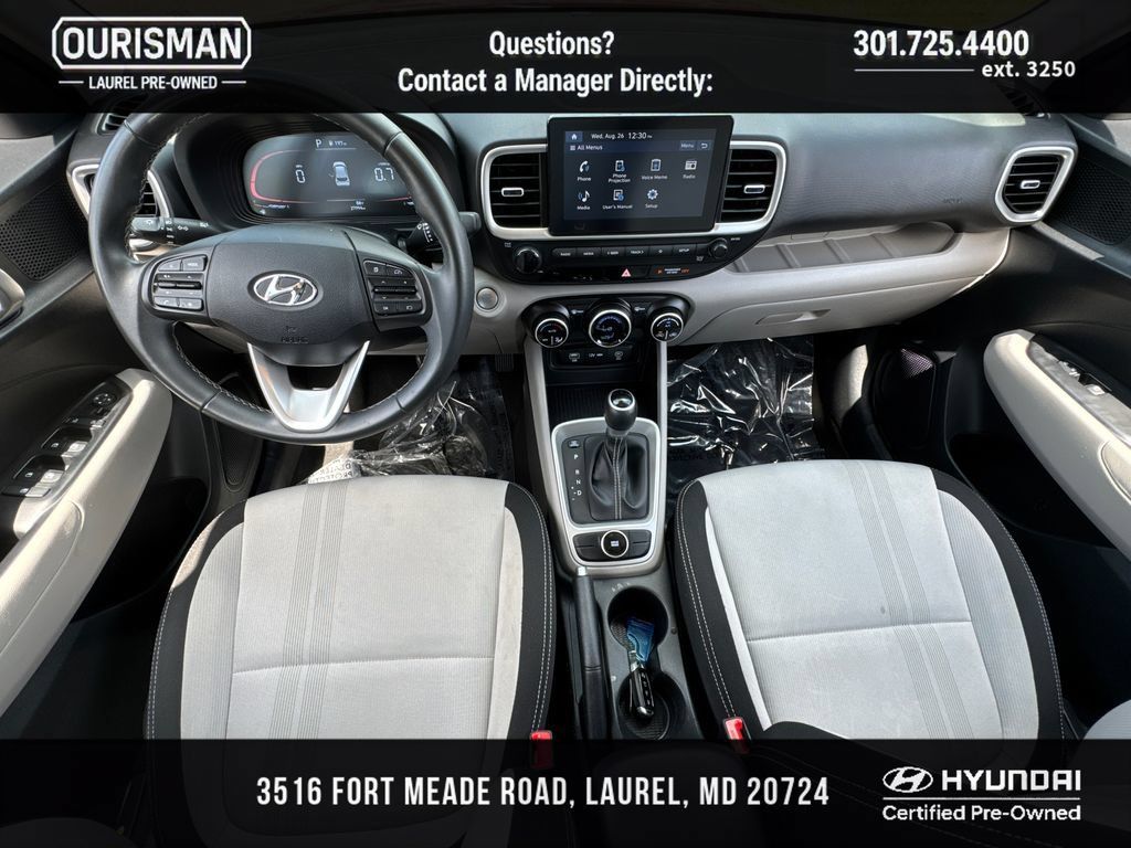 Certified 2025 Hyundai Venue SEL FWD image 16