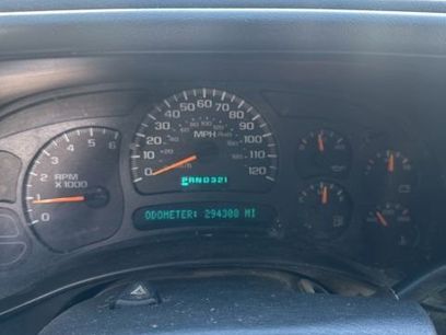 Used 2005 GMC Sierra 1500 SLE w/ Light Duty Power Package