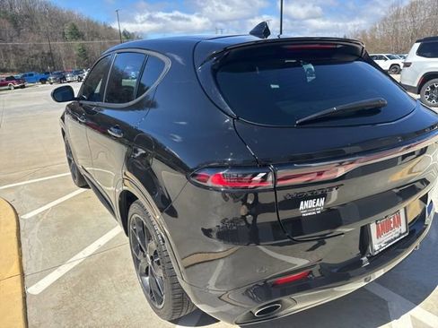 Used 2025 Dodge Hornet R/T image 12