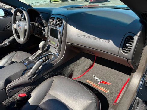 Used 2008 Chevrolet Corvette Convertible w/ Preferred Equipment Group image 32