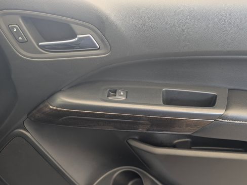 Used 2022 GMC Canyon Elevation image 21