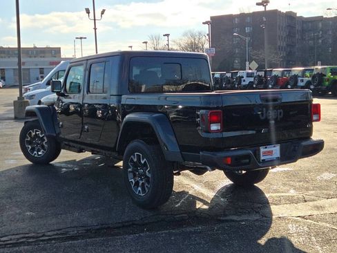 New 2026 Jeep Gladiator Mojave AWD/4WD image 15