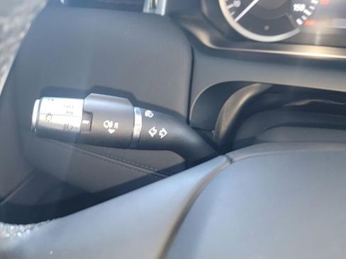 Used 2021 Land Rover Discovery Sport S image 16